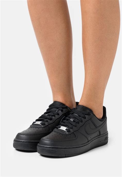 Nike Air Force 1'07 schwarz kaufen 